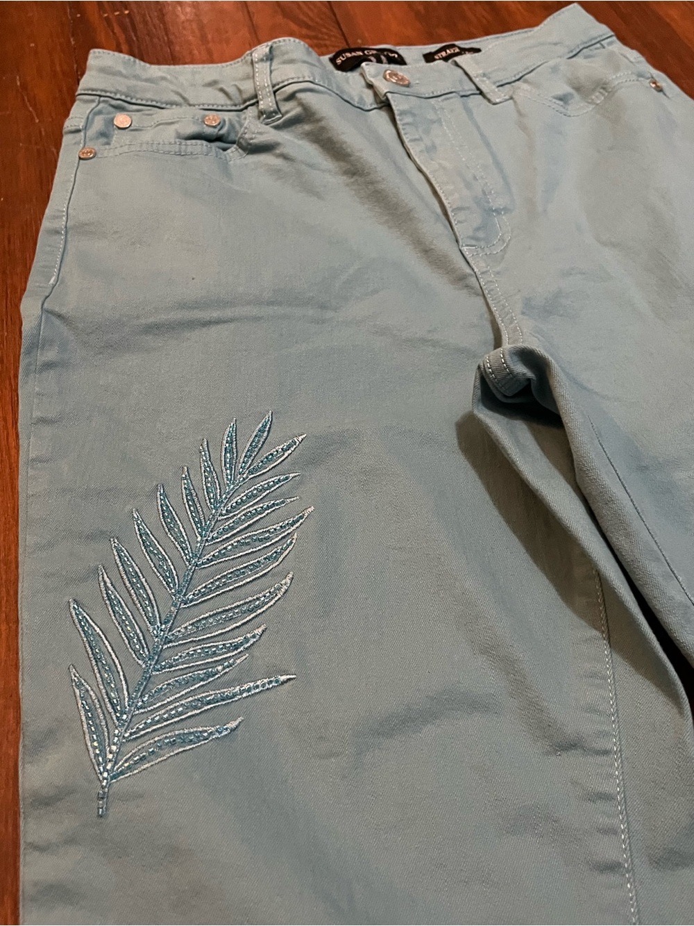 Susan Graver Light Sea Foam Blue Cropped Jeans with Embroidered Leaves